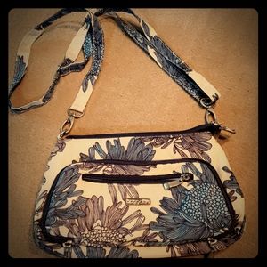 Floral Baggallini multi pocket crossbody bag
